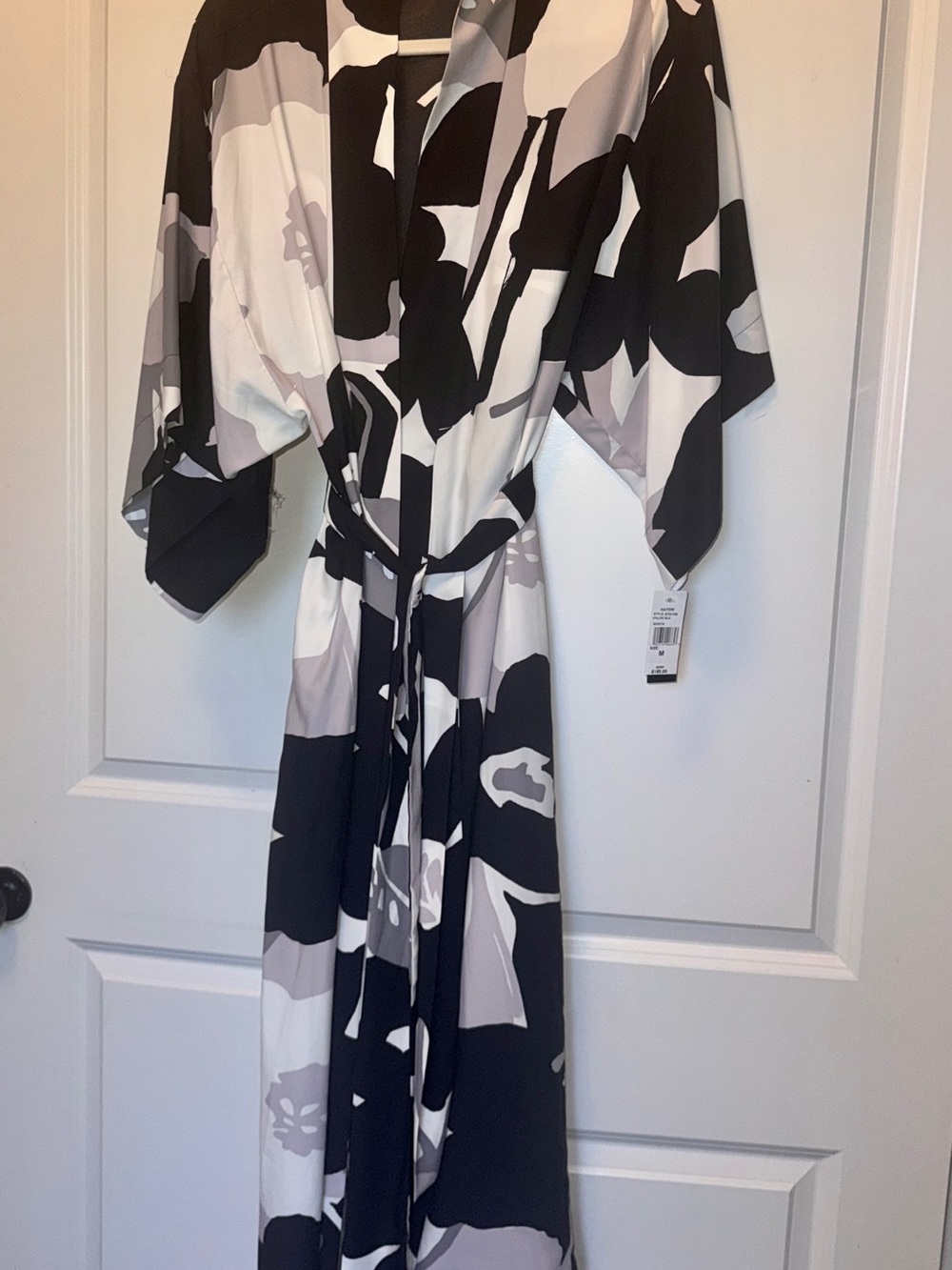 Natori Bonita Floral Satin Kimono Robe New Medium - Picture 7 of 8